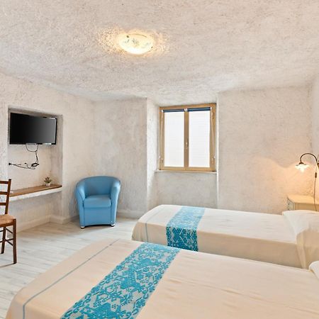 Casa Rocca Apartment บอซา ภายนอก รูปภาพ