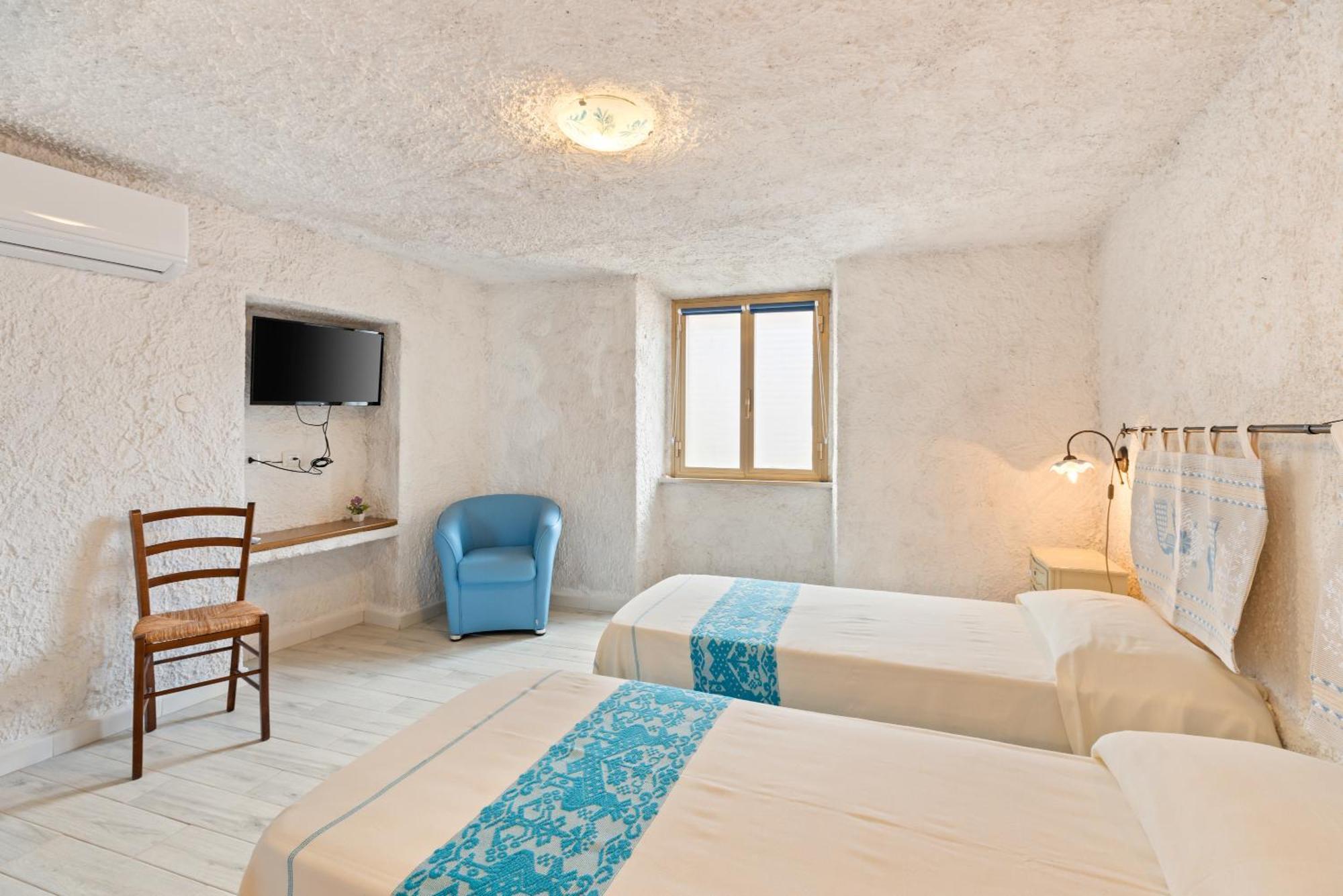 Casa Rocca Apartment บอซา ภายนอก รูปภาพ