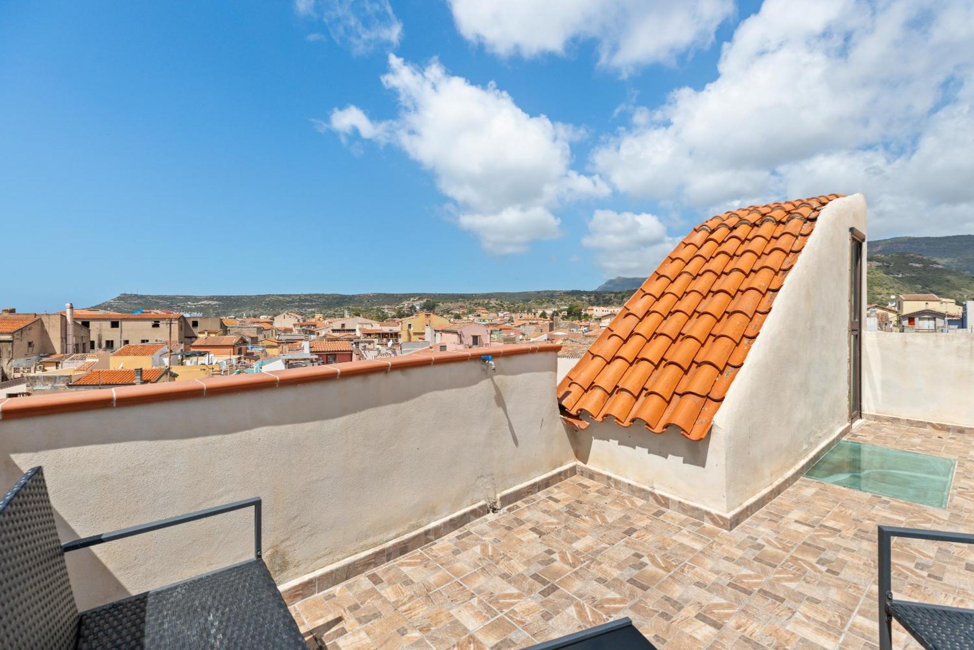Casa Rocca Apartment บอซา ภายนอก รูปภาพ