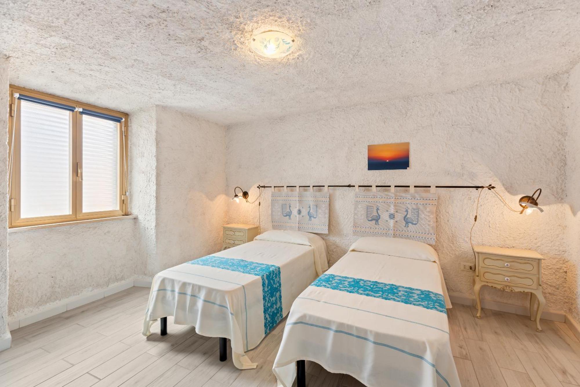 Casa Rocca Apartment บอซา ภายนอก รูปภาพ